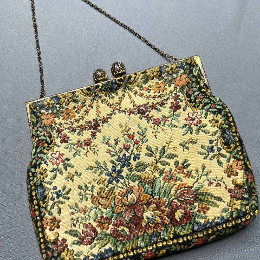 Vintage David's Fifth Avenue Tapestry Purse – Made in France Kiss Lock Clutch - Picture 3 of 12